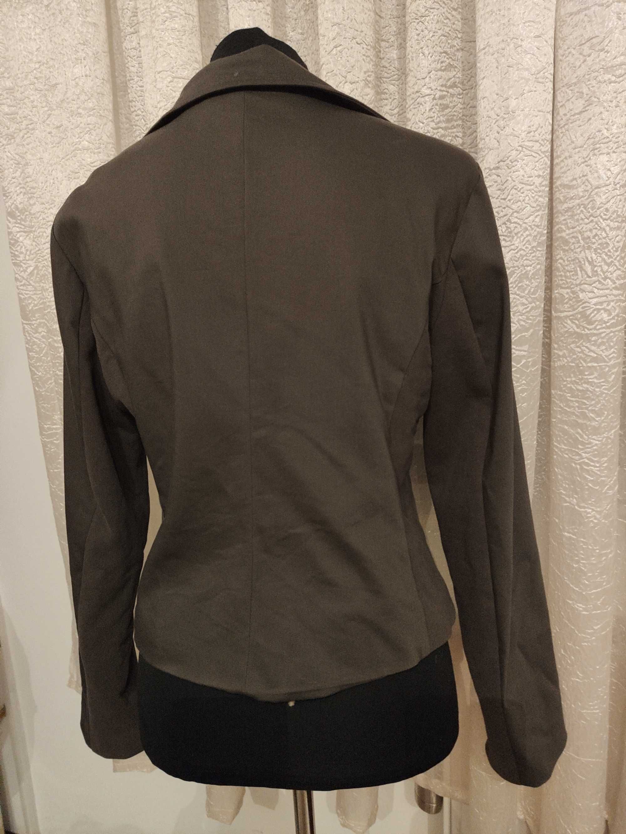 Jachetă căptușită -fermoar diagonal