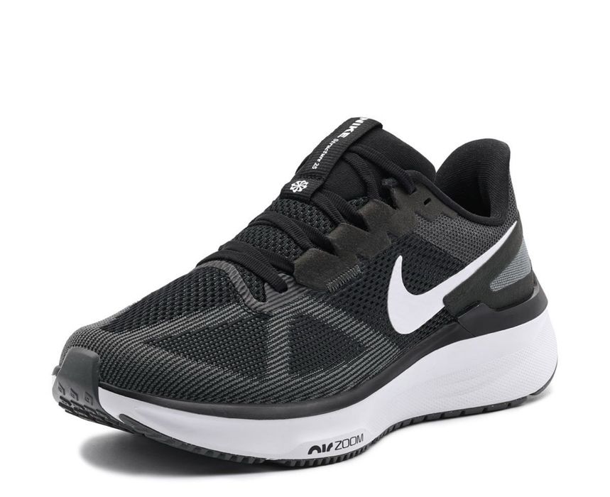 Nike Structure 25