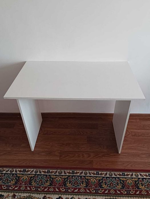 [СРОЧНО] Столы и кресло