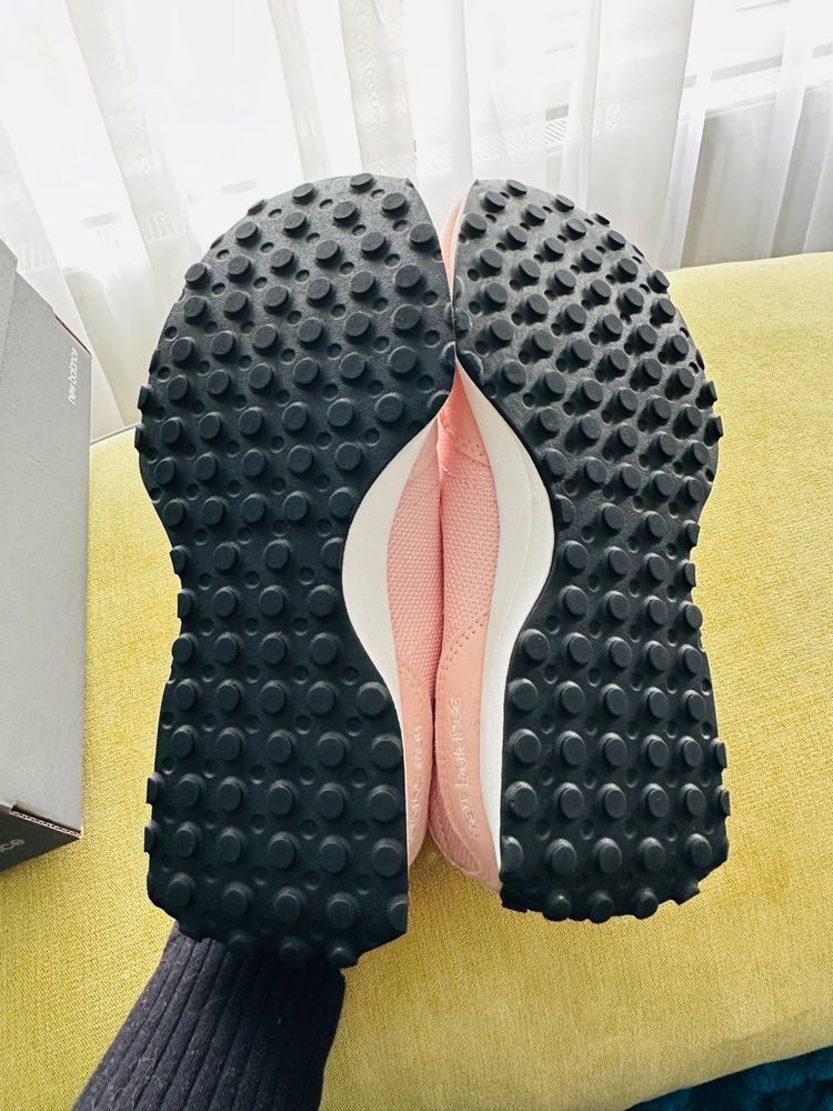 Дамски маратонки New Balance
