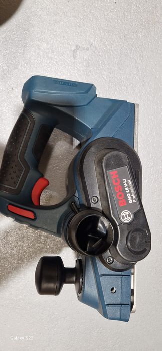 Bosch ,circular ,rindea pe acumulator