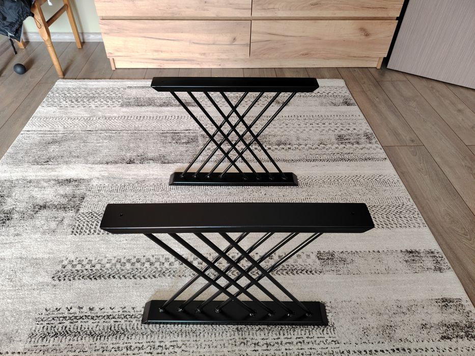 Метални крака за маса