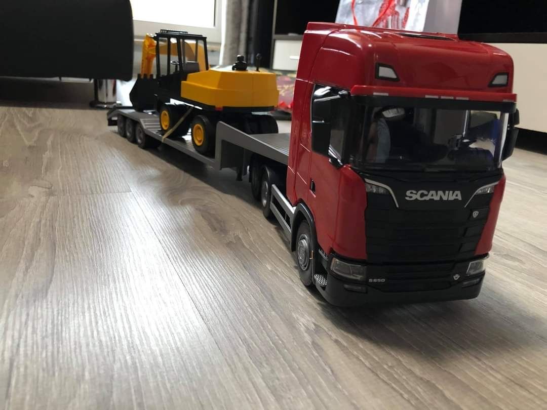 Scania 1:25 EMEK Models