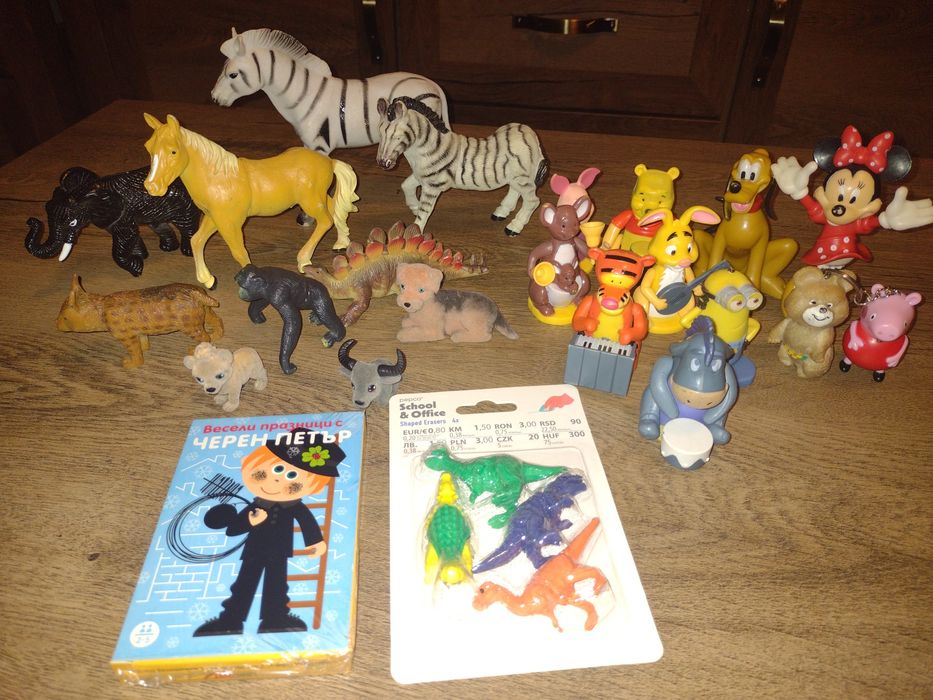Детски забавни фигурки с животни 27 бр и карти Черен Петър.оя комплект