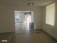 Casa in zona Printul Turcesc ,pretabil și pentru spatiu comercial .