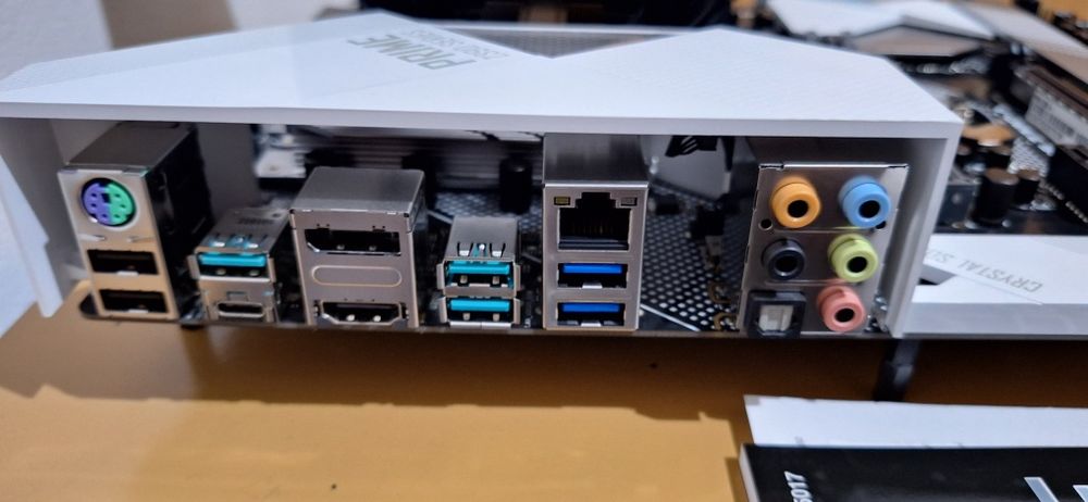 Vand kit i7 9700 cu Asus Prime Z390A 32 gb ddr4