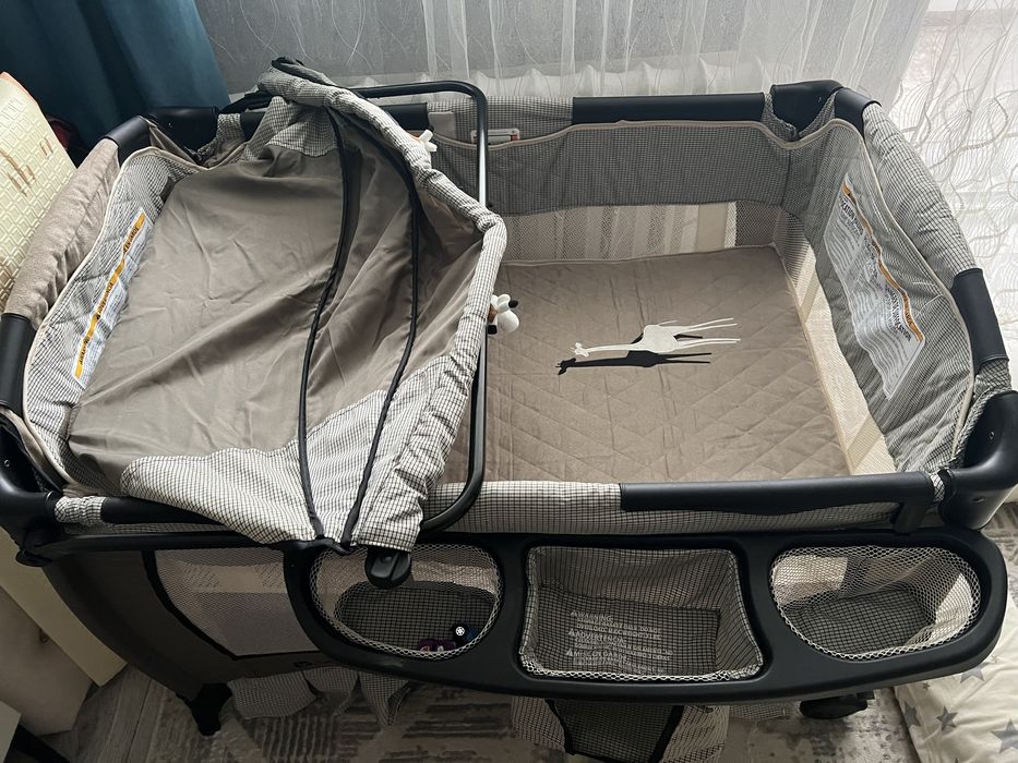 Манеж-кровать