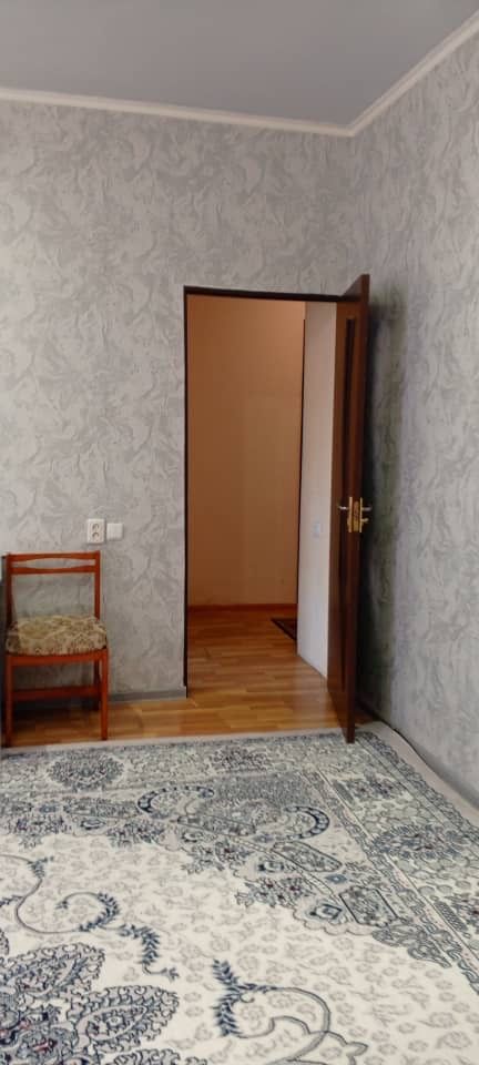 Продается 2х комнатная, 2-этаж, в 6-микрорайоне