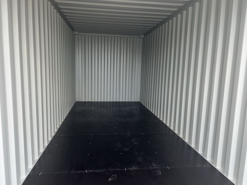 Давам под наем контейнери за склад