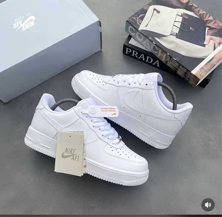 Новые Nike force air 38 размер, по с/с 24990, торг