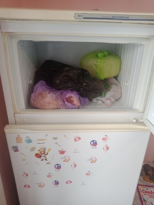 Холадилник нормални все работает