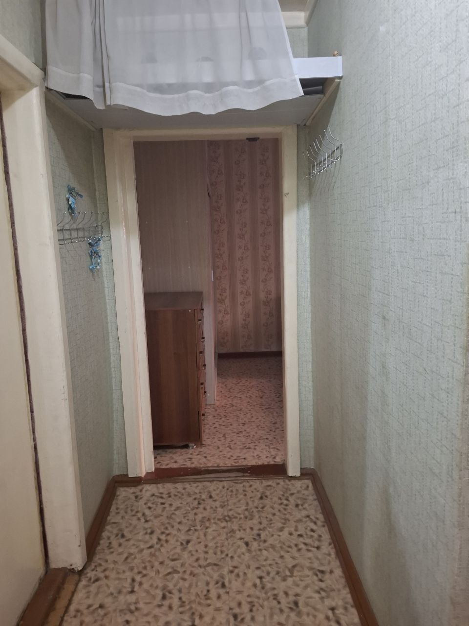 Продаю Свою квартира Яшнабадский р-он Авиасозлар 58-военый городок 2-к