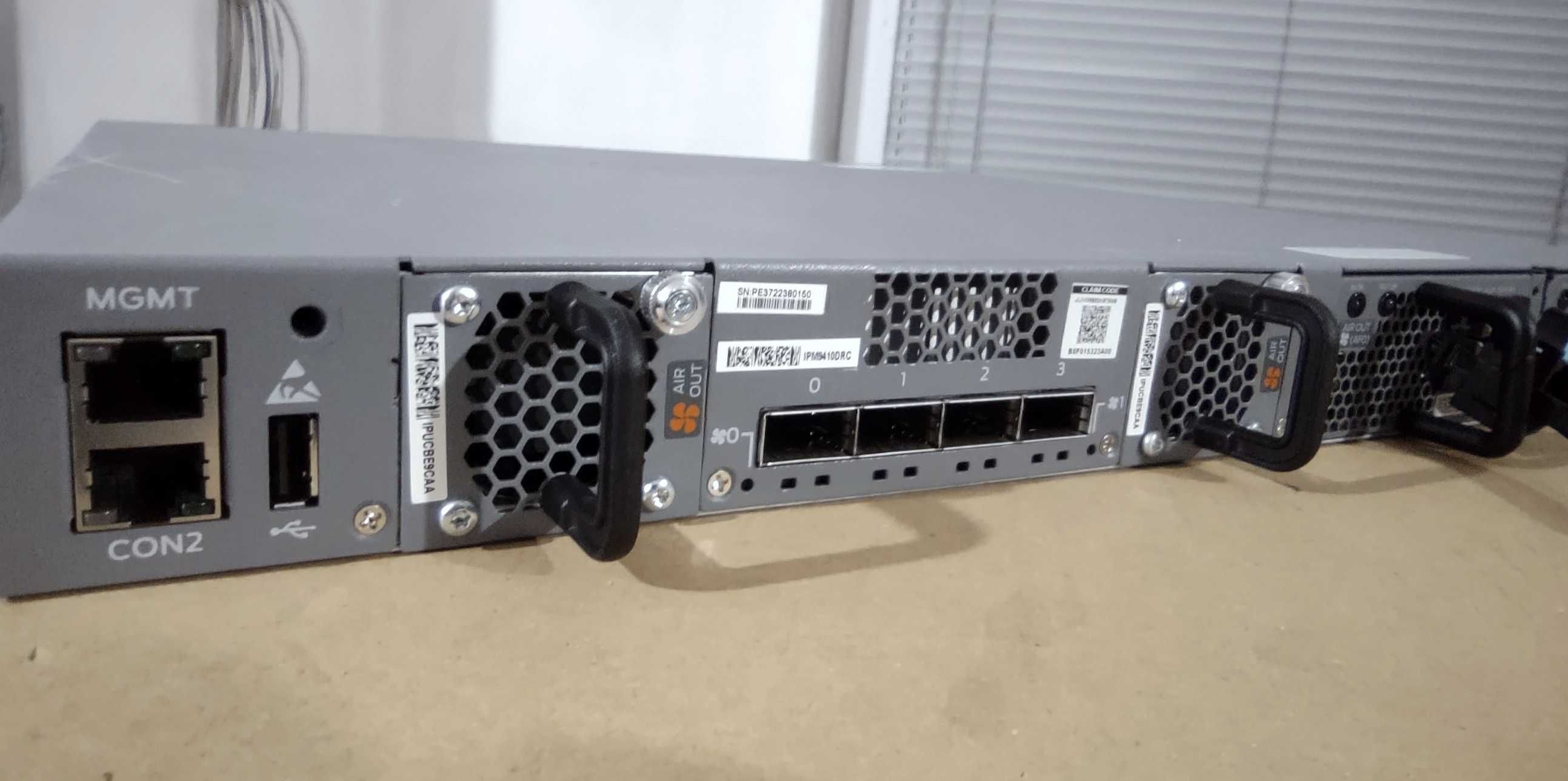 Управляем суич Juniper EX4300-24T с 24*1G RJ45, 4*SFP+ 10G/1G, 4*40G