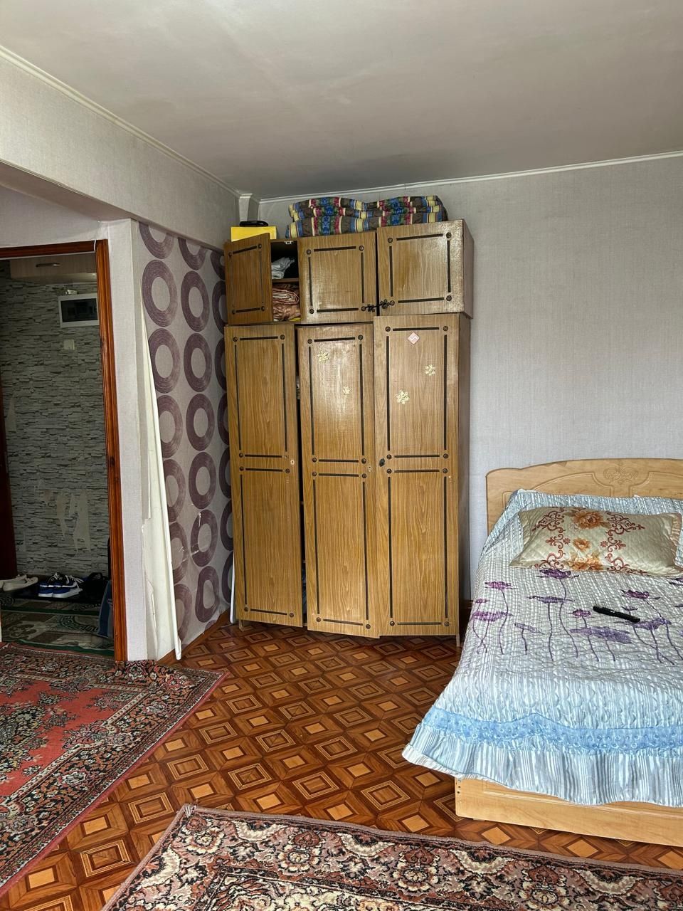 Продаётся 1,5 - ка по ул. Казахстан, 126