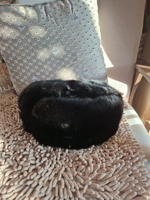 Продам норковую шапку