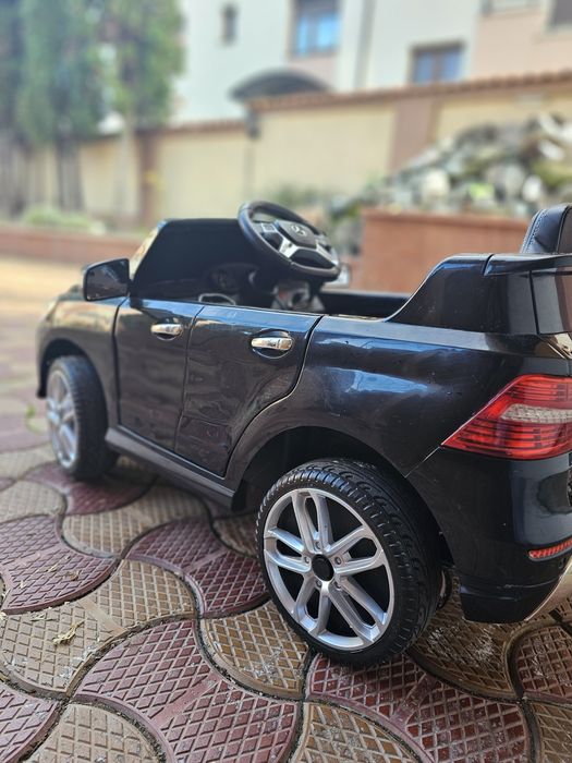 Masinuta electrica copii