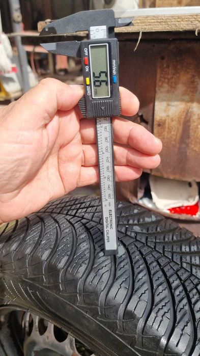 4x Jante tabla + anvelope 195/65 R15