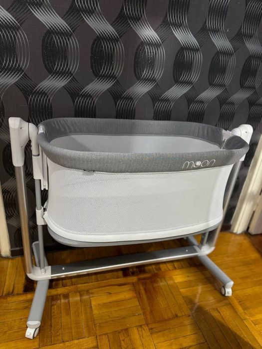 Продается люлька манеж привозной из Турции