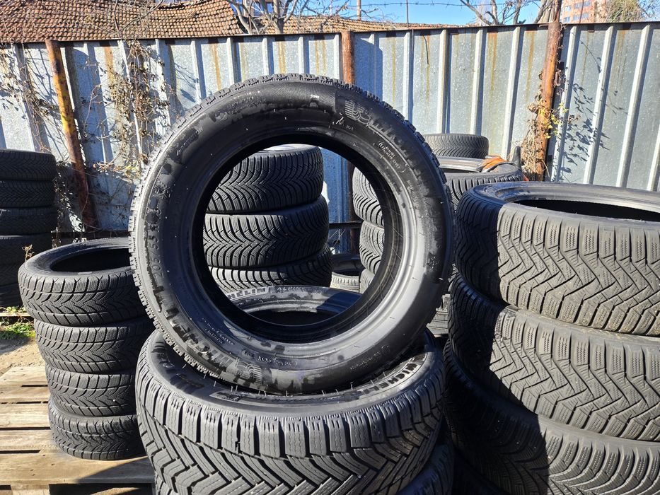 2бр. 205 55 16 Michelin зимни.