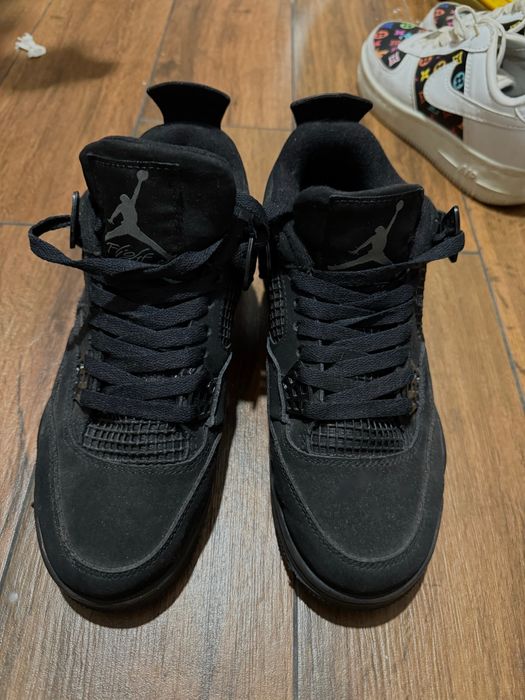 Jordan 4 black cat