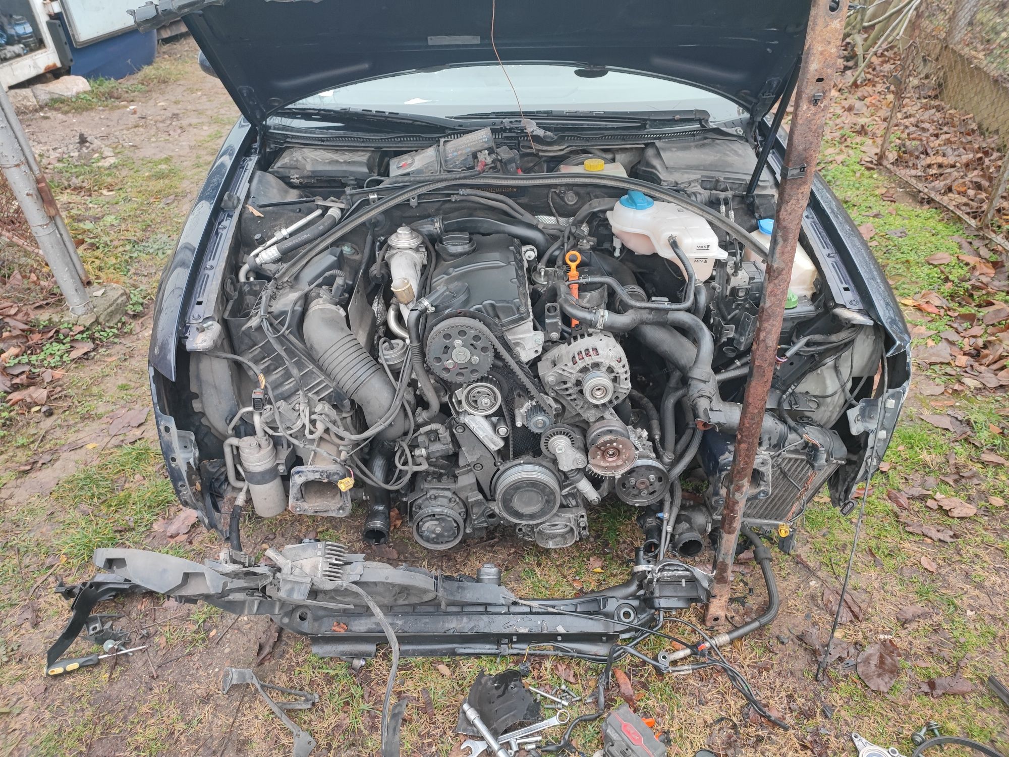 Audi a4 b6 1.9tdi 131к.с