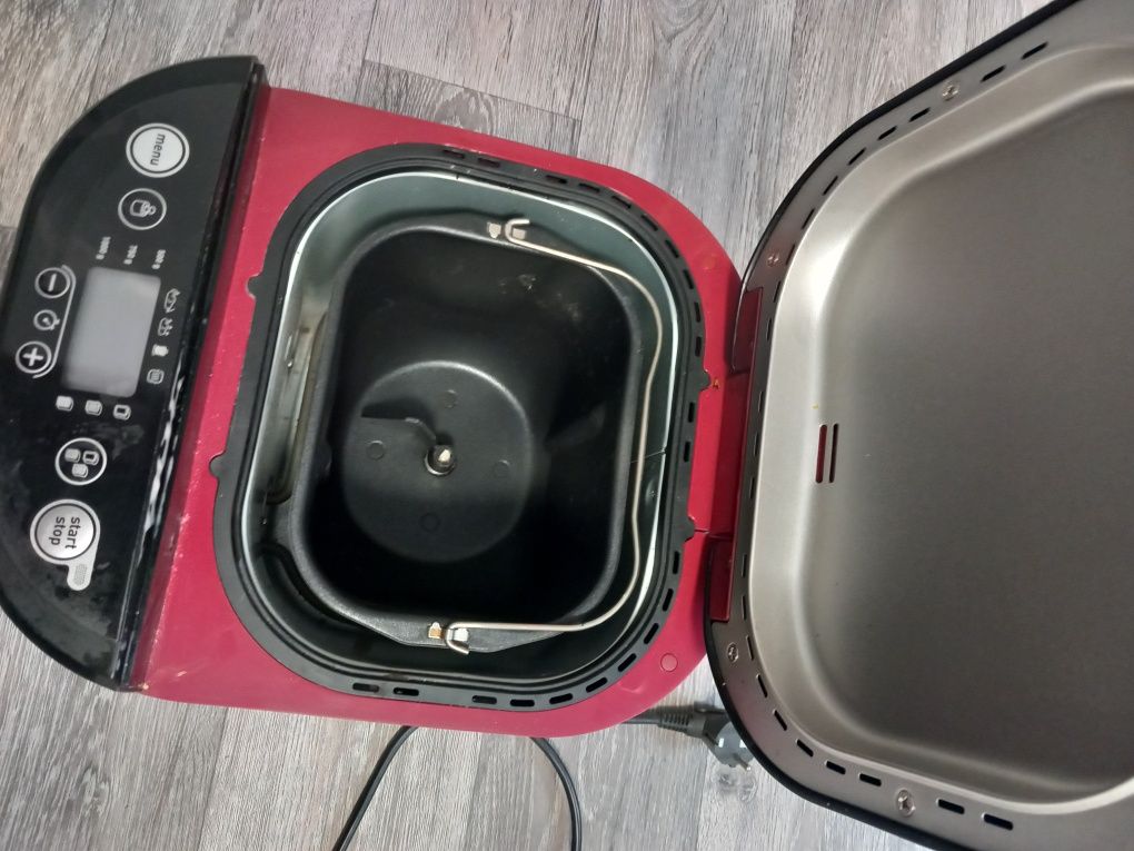 Хлебопекарна Tefal