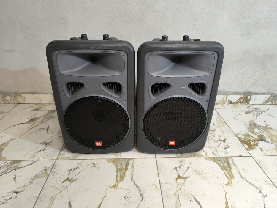 Boxe jbl active perfect funcional