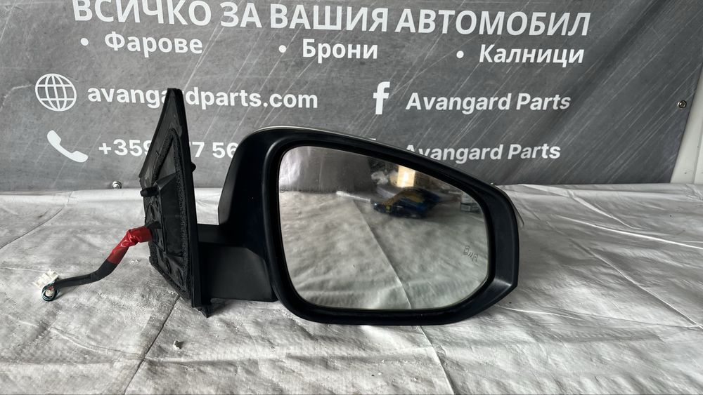 Дясно огледало Toyota RAV4 (2016-2018)