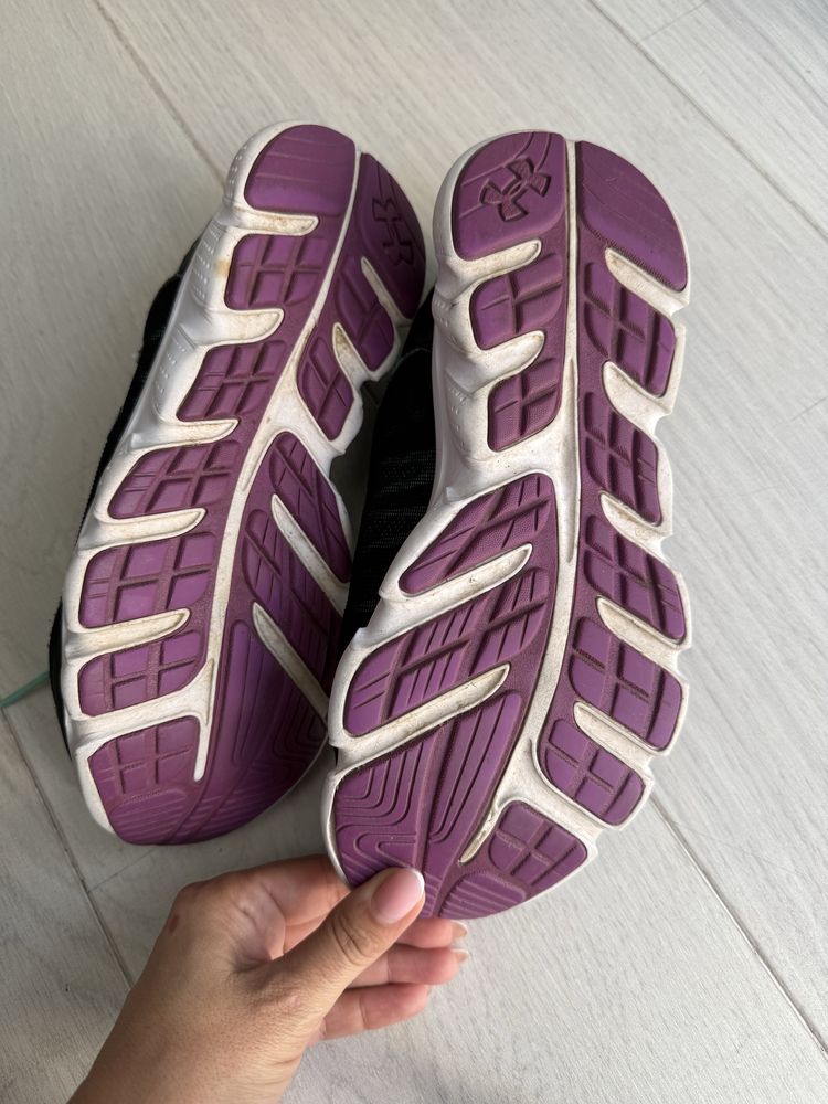 Маратонки New Balance