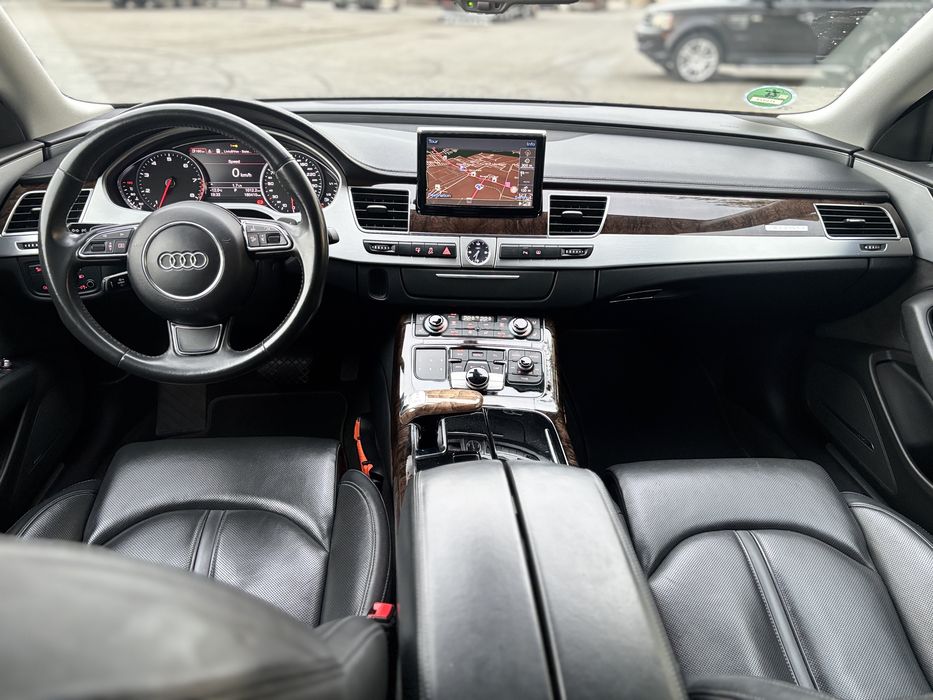 Audi A8 / 4.2 fsi / 185.000km