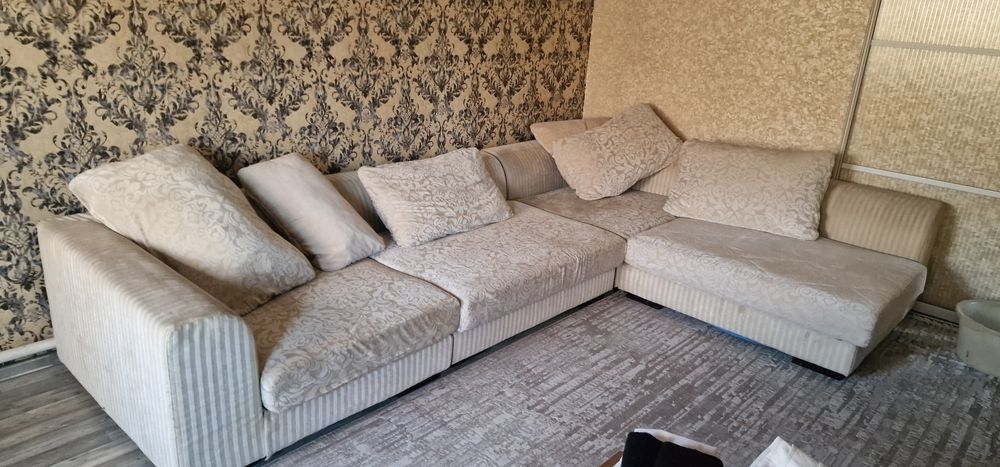 Модульный диван     .