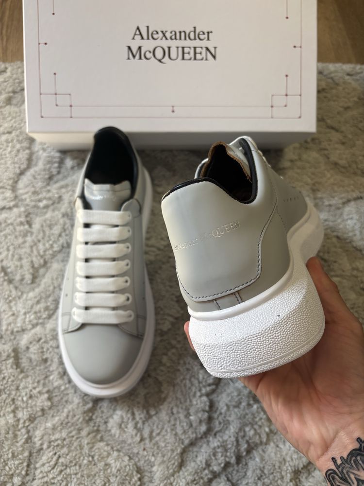 Adidasi Alexander McQueen