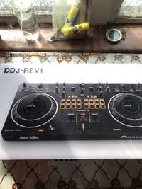 Dj контролер Pioneer DJ DDJ-REV1