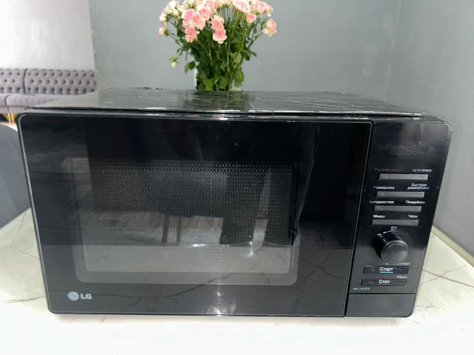 Продам микроволновку LG