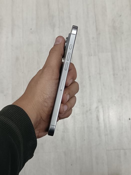 iPhone 16 Pro Max J/A 256 GB Natural Titanium