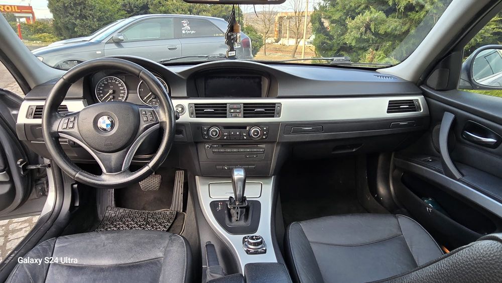BMW Seria 3 e91 facelift 2010 xdrive 2.0 diesel