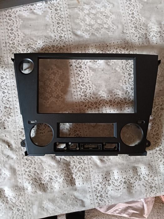 Рамка магнитолы субару