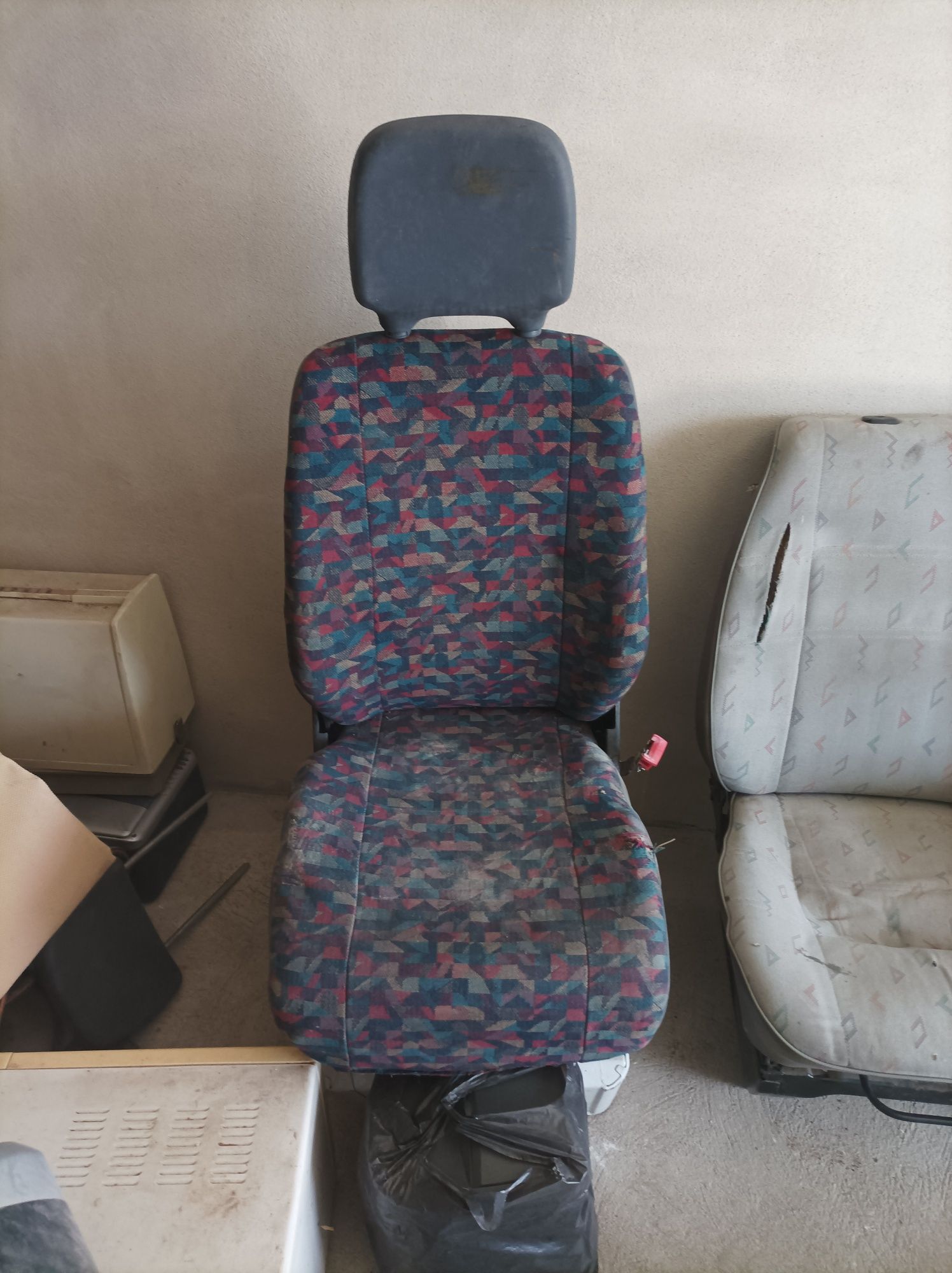 Седалки за бусове