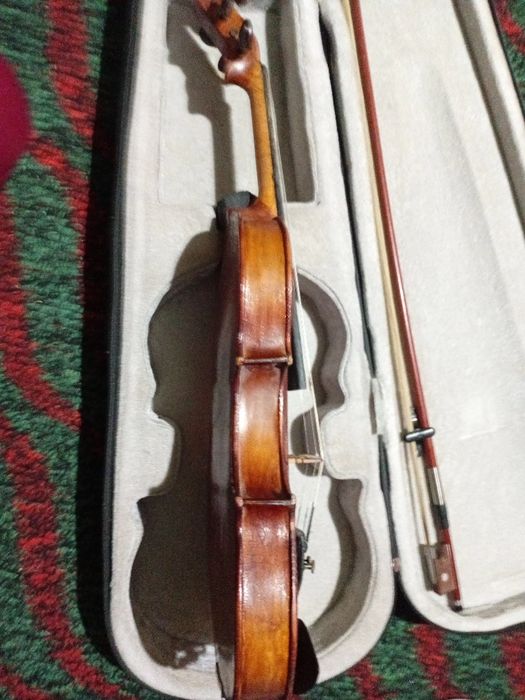 Skripka 4/4 ishlatilgan