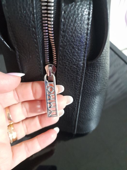 Geanta Tommy Hilfinger piele