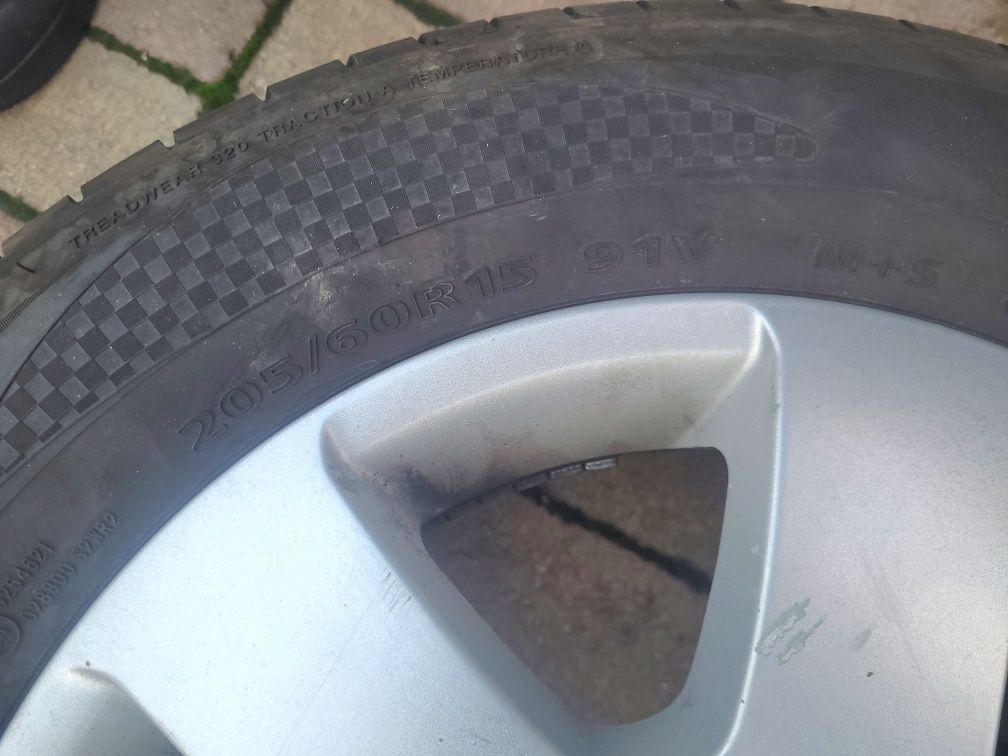 Set anvelope M+S cu jante de aliaj_Skoda_Dot 4522
