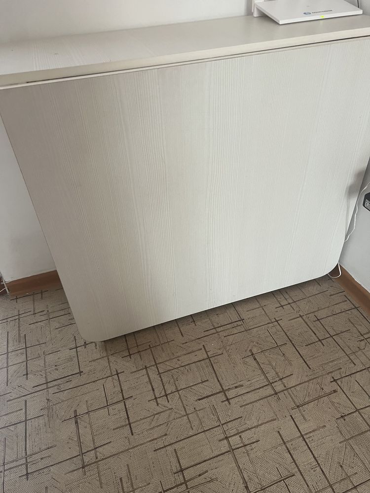 Продается стол раскладной