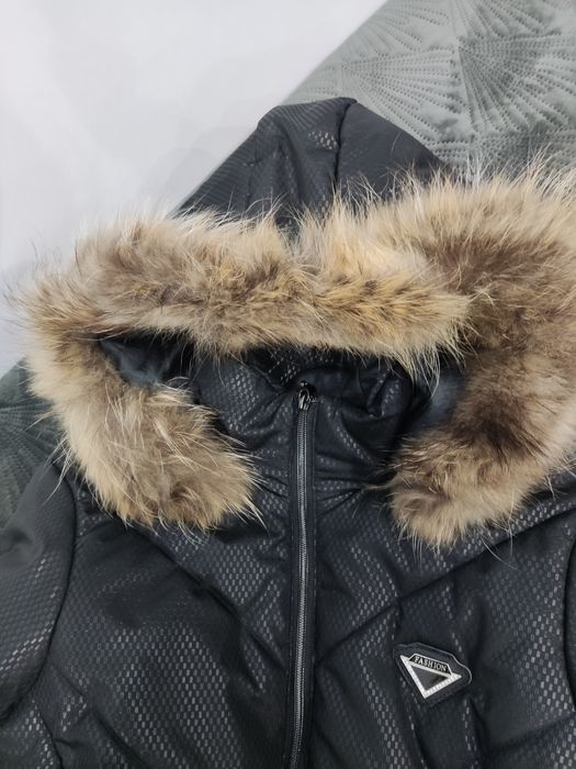 Яке с естествен косъм