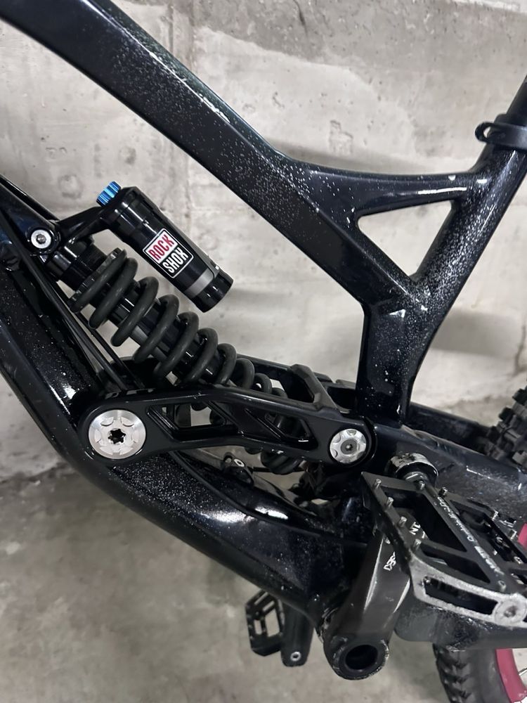 Yt Tues 2018 DH