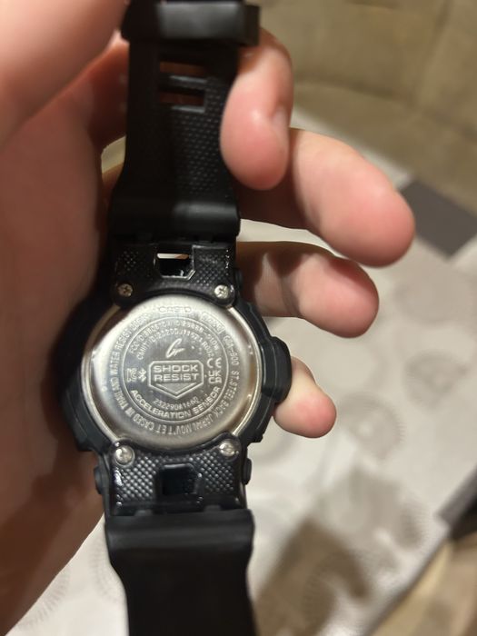 Часовник g-shock oригинален