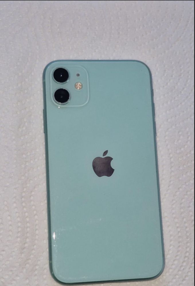 Iphone 11 CA NOU!se vinde urgent(Negociabil)