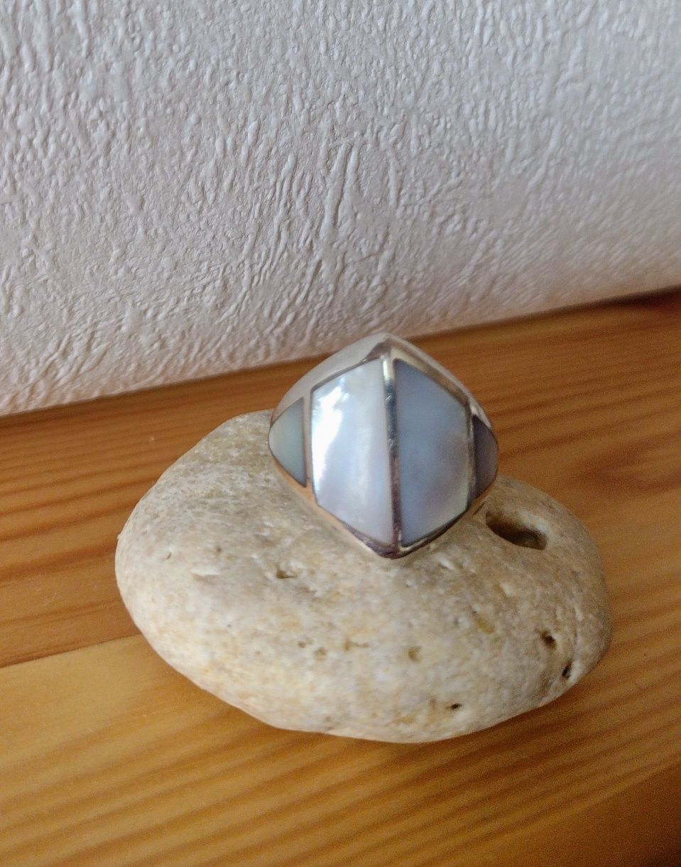 Inel argint și sidef model geometric