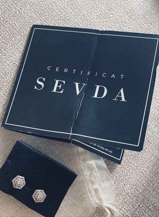 Cercei damă aur alb cu pietre de zirconiu