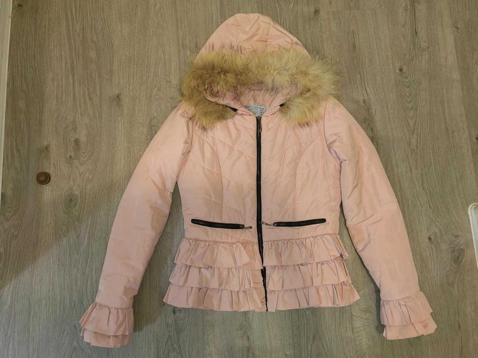 Розово яке с естествен пух на качулката , цена 20 лв