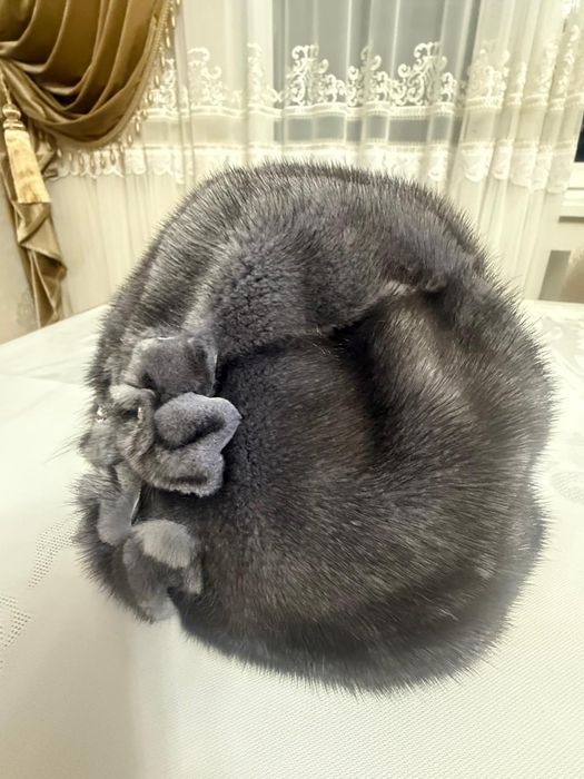 Норковая шапка, новая